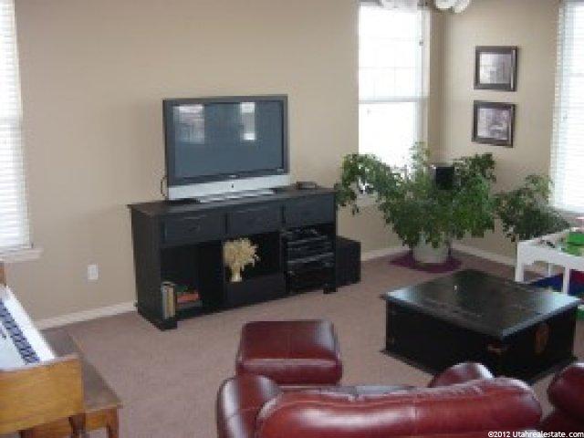 724 S 1580 W, Logan, UT 84321 — photo 5