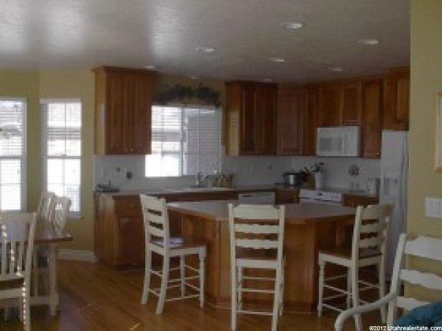 803 W 2800 S, Syracuse, UT 84075 — photo 2