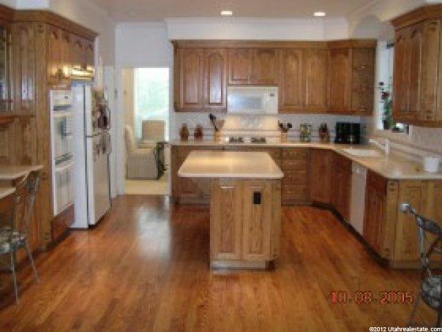2037 E Bear Mountain Dr S, Draper, UT 84020 — photo 3