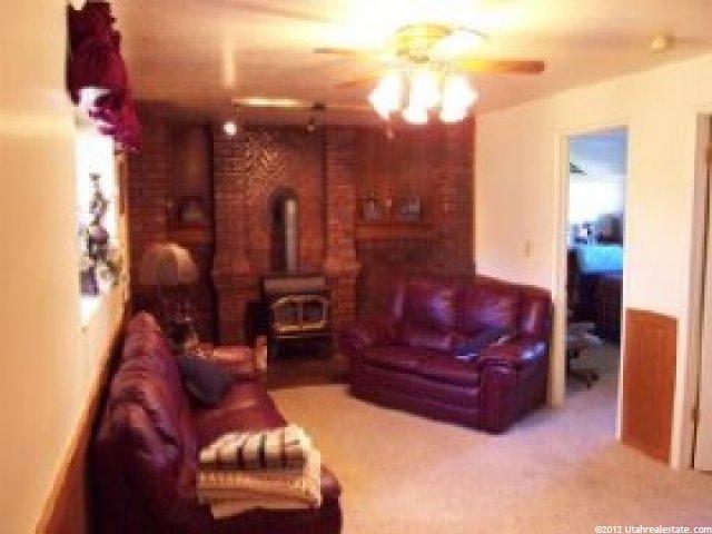 1684 N 1400 W, Clinton, UT 84015 — photo 3