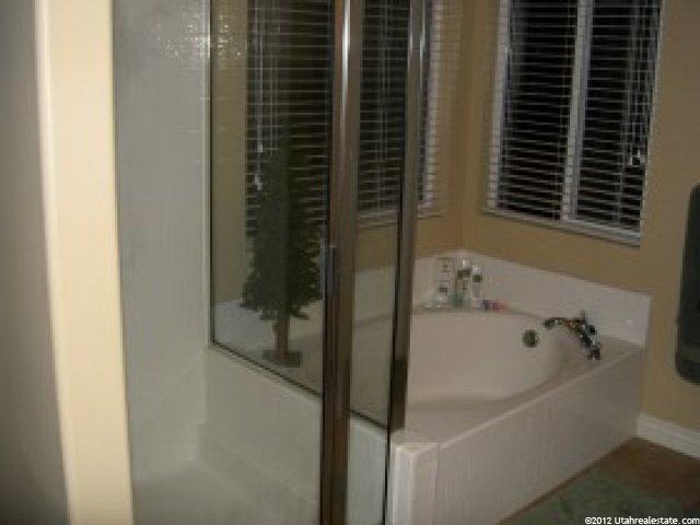 1035 Banbury Dr, Syracuse, UT 84075 — photo 5