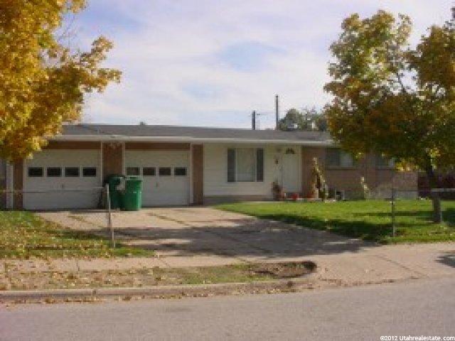 882 N Diamond St W, Layton, UT 84041 — photo 2