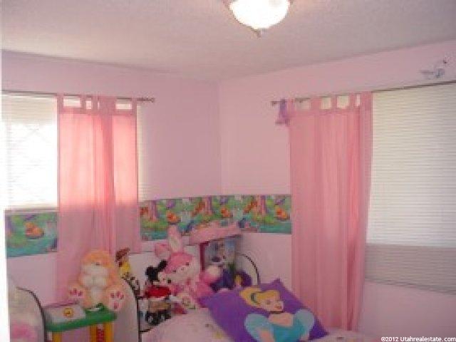 882 N Diamond St W, Layton, UT 84041 — photo 4