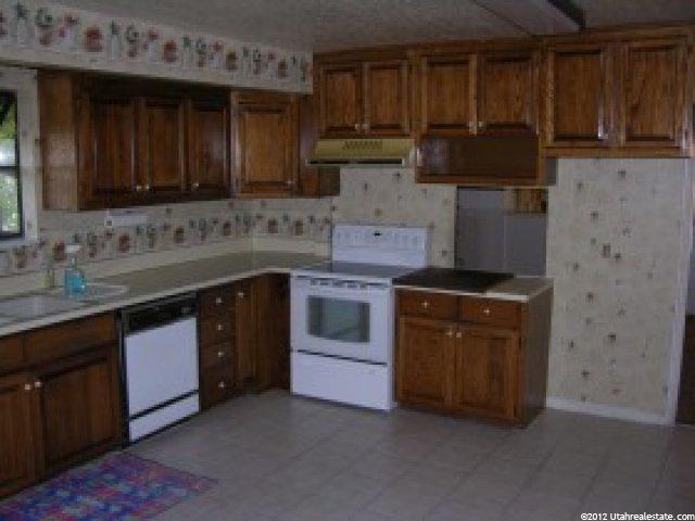 363 S 800 W, Payson, UT 84651 — photo 4