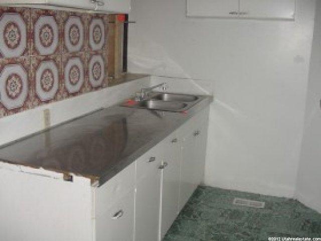 3420 Lincoln Ave, Ogden, UT 84401 — photo 2