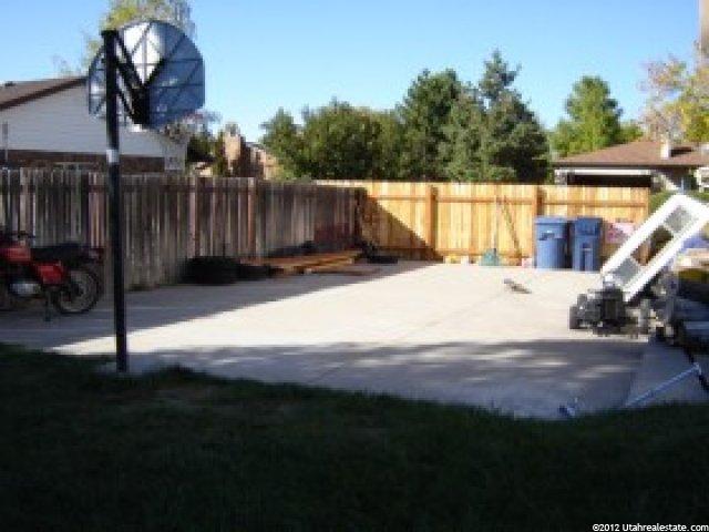 1094 Hidden Valley Dr, Fruit Heights, UT 84037 — photo 3