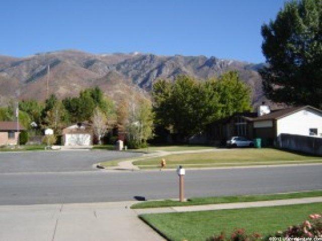1094 Hidden Valley Dr, Fruit Heights, UT 84037 — photo 4