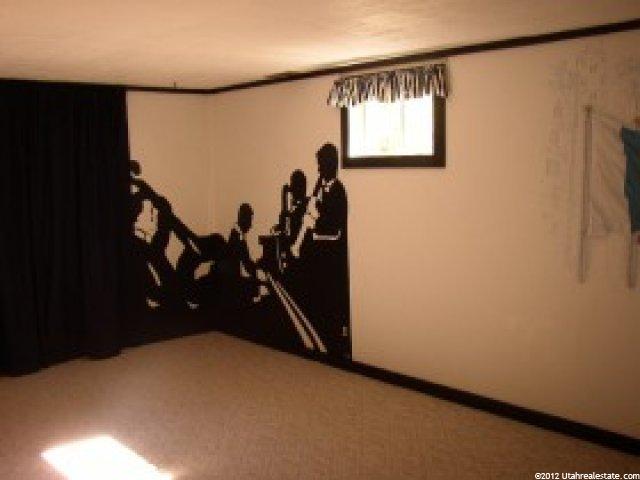 577 E 1200 N, Logan, UT 84341 — photo 5