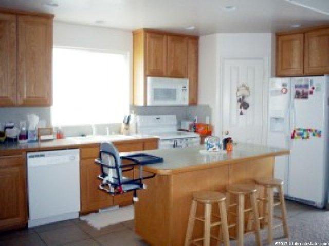 1387 N 1050 W, Clinton, UT 84015 — photo 2