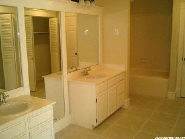 2171 Sunspot Cir, Sandy, UT 84093 — photo 3