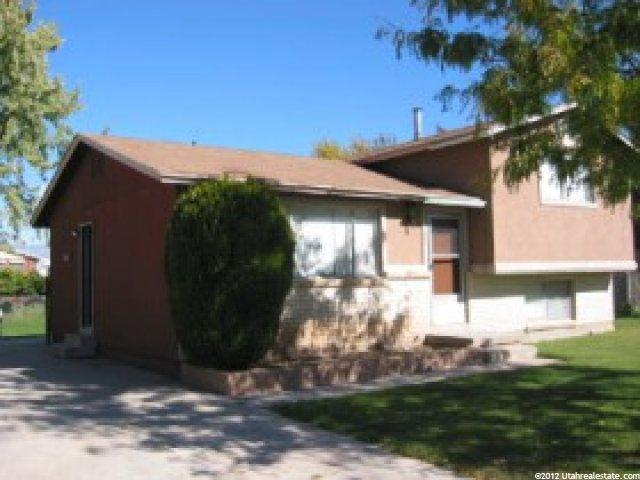 632 W 1750 N, Clinton, UT 84015 — photo 2