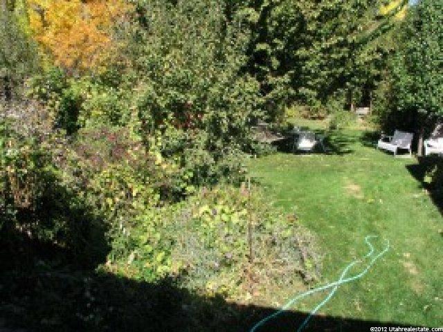 174 W Center St W, Bountiful, UT 84010 — photo 2
