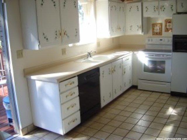 2642 Falcon Way, Sandy, UT 84093 — photo 2