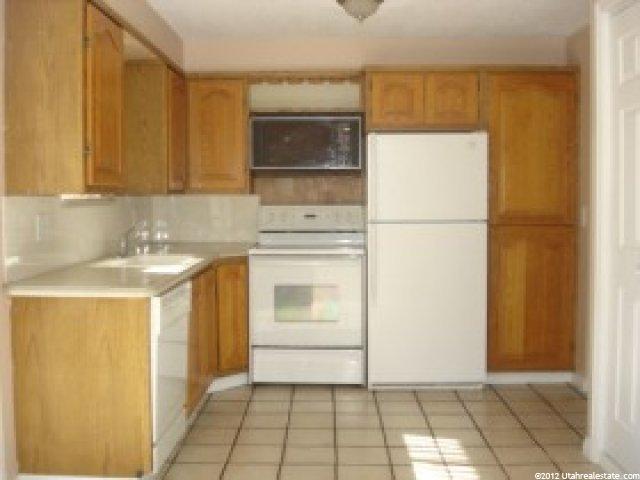 550 E 400 S, Clearfield, UT 84015 — photo 3