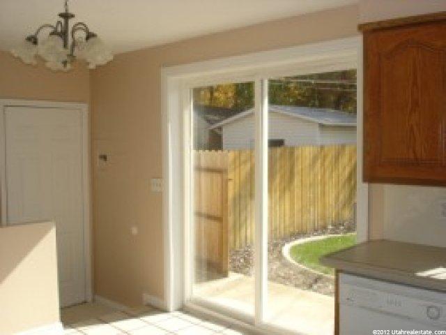 550 E 400 S, Clearfield, UT 84015 — photo 4