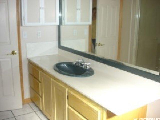 550 E 400 S, Clearfield, UT 84015 — photo 5