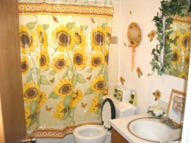 1917 N Hill Field Rd, Layton, UT 84041 — photo 4
