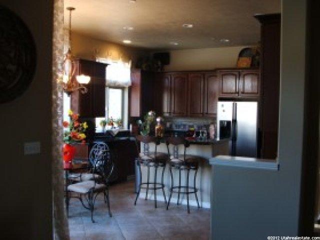 2138 E Village Crest Dr S, Draper, UT 84020 — photo 2