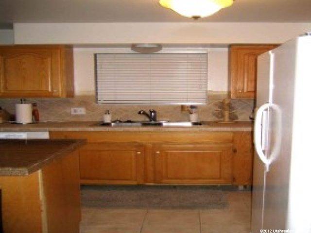 10492 S 700 E, Sandy, UT 84070 — photo 3