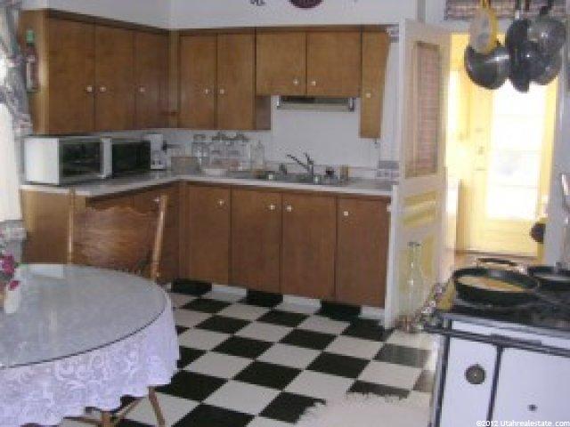 188 E Main St, Mt Pleasant, UT 84647 — photo 2