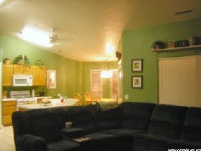 203 N 2900 E, St. George, UT 84790 — photo 3