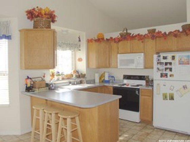 68 S 350 W, Clearfield, UT 84015 — photo 7