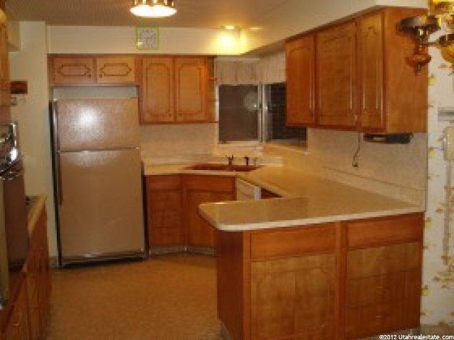 931 S 400 E, Centerville, UT 84014 — photo 7
