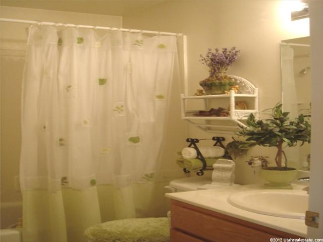 5915 S 3325 W, Roy, UT 84067 — photo 3