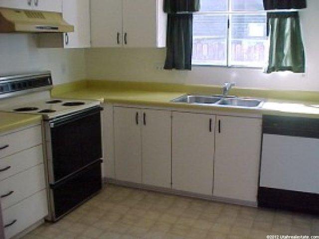 88 W 50 S #R5, Centerville, UT 84014 — photo 4
