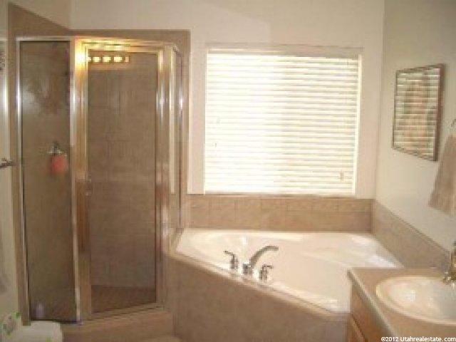 316 E 1900 S, Clearfield, UT 84015 — photo 4