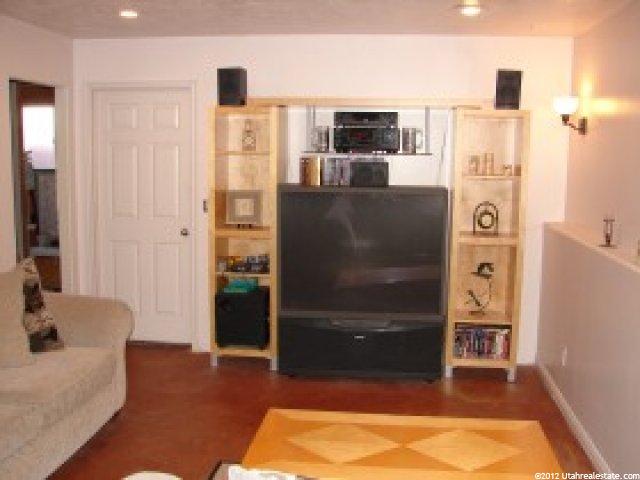 4864 S 4150 W, Roy, UT 84067 — photo 2