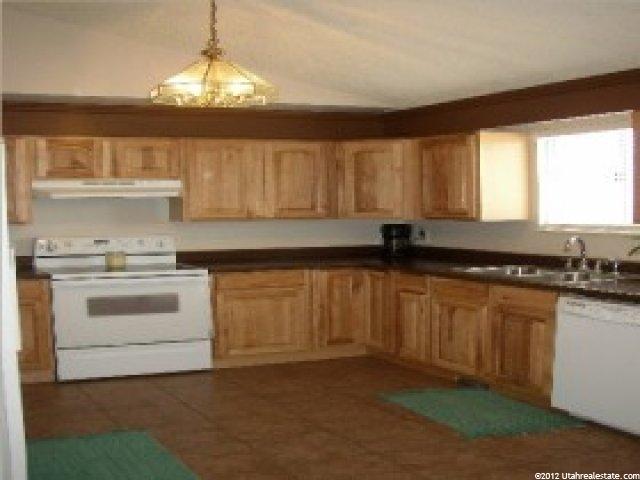 2694 N 1450 E, Layton, UT 84040 — photo 4