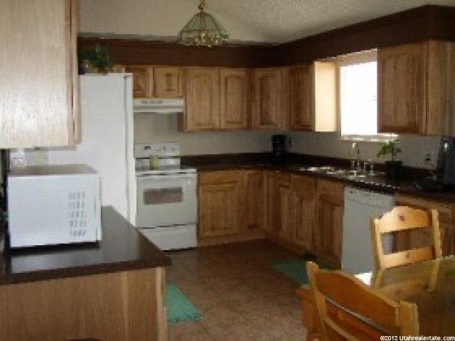 2694 N 1450 E, Layton, UT 84040 — photo 7