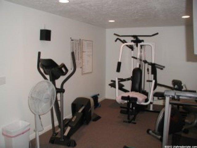 807 E 2050 S, Clearfield, UT 84015 — photo 7