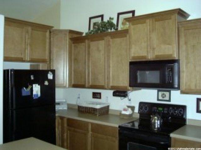 1218 N 2425 W, Layton, UT 84041 — photo 4