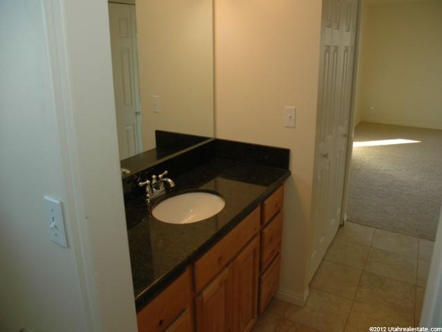 1569 E Longdale Dr, Sandy, UT 84092 — photo 6