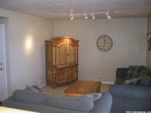 10924 Blossom Tree Ln, Sandy, UT 84070 — photo 4