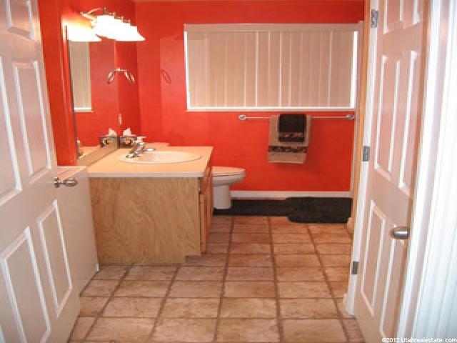 1119 N 780 W, Clinton, UT 84015 — photo 3
