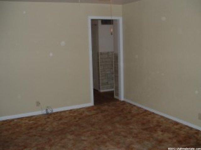 14 Airlane Dr, Clearfield, UT 84015 — photo 3