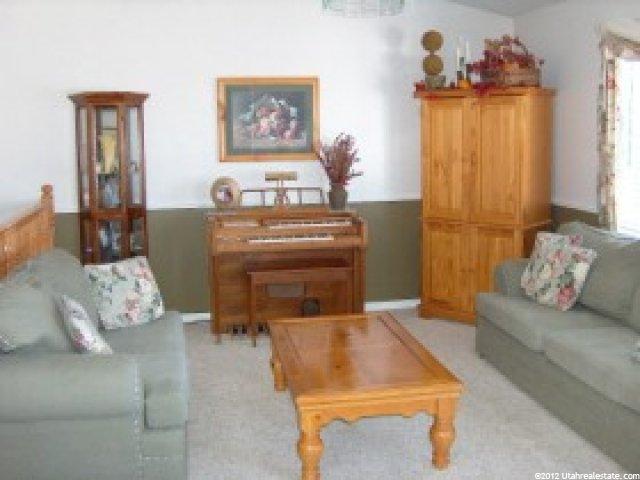 365 N 1025 W, Hyrum, UT 84319 — photo 2