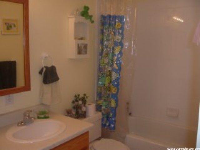 560 S Pitford Dr, Centerville, UT 84014 — photo 5