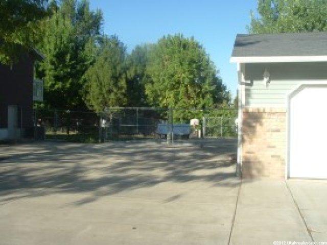 560 S Pitford Dr, Centerville, UT 84014 — photo 7