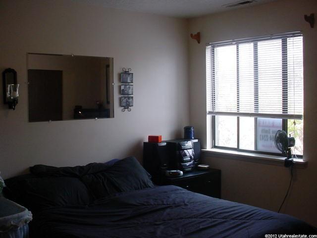1175 S Canyon Rd E #17, Ogden, UT 84404 — photo 4