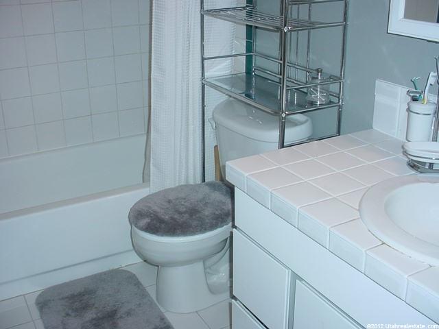 1175 S Canyon Rd E #17, Ogden, UT 84404 — photo 5
