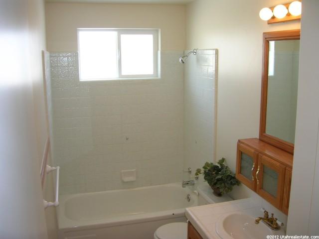 809 S 690 W, Tooele, UT 84074 — photo 3
