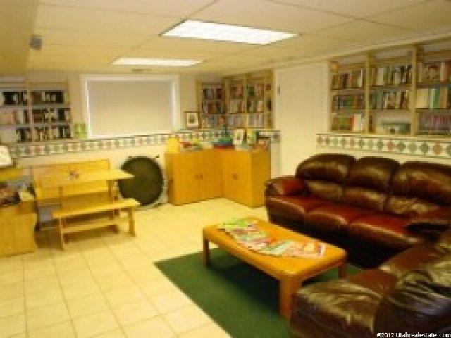 215 S 8600 E, Huntsville, UT 84317 — photo 2