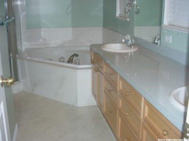 4057 S 950 W, Riverdale, UT 84405 — photo 8