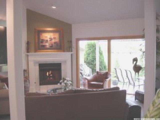 6 Oxford Ln, Pleasant View, UT 84414 — photo 3