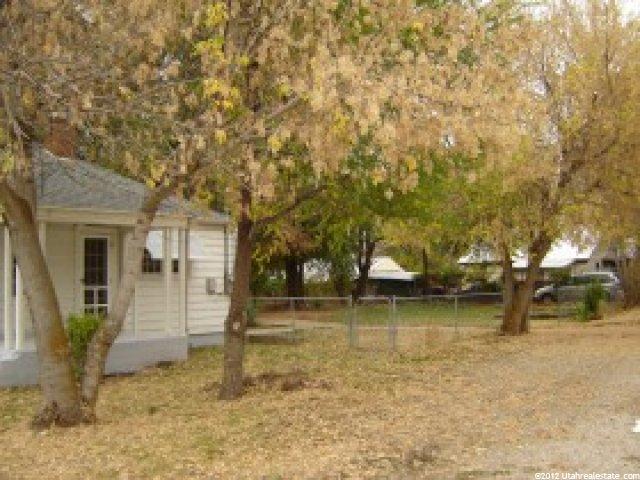 598 Douglas St, Ogden, UT 84404 — photo 2