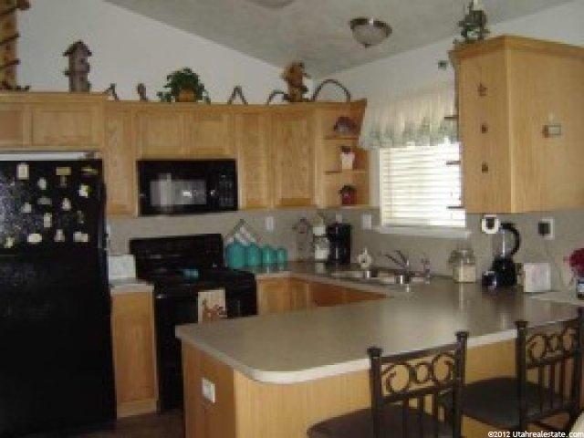 4652 S 4000 W, Roy, UT 84067 — photo 4